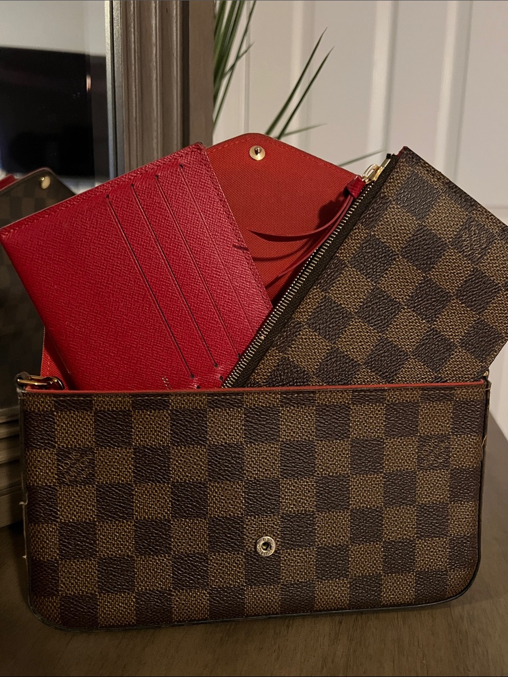 Louis Vuitton Pochette Félicie          Brown Damier Ebene